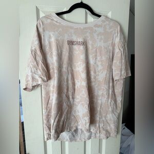 Gymshark Light Tan Patterned Tee